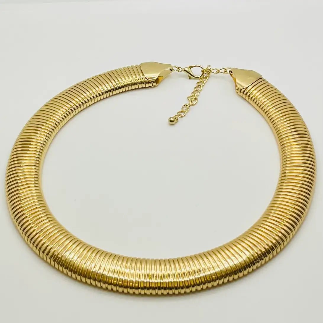 Omega Chain Necklace Gold