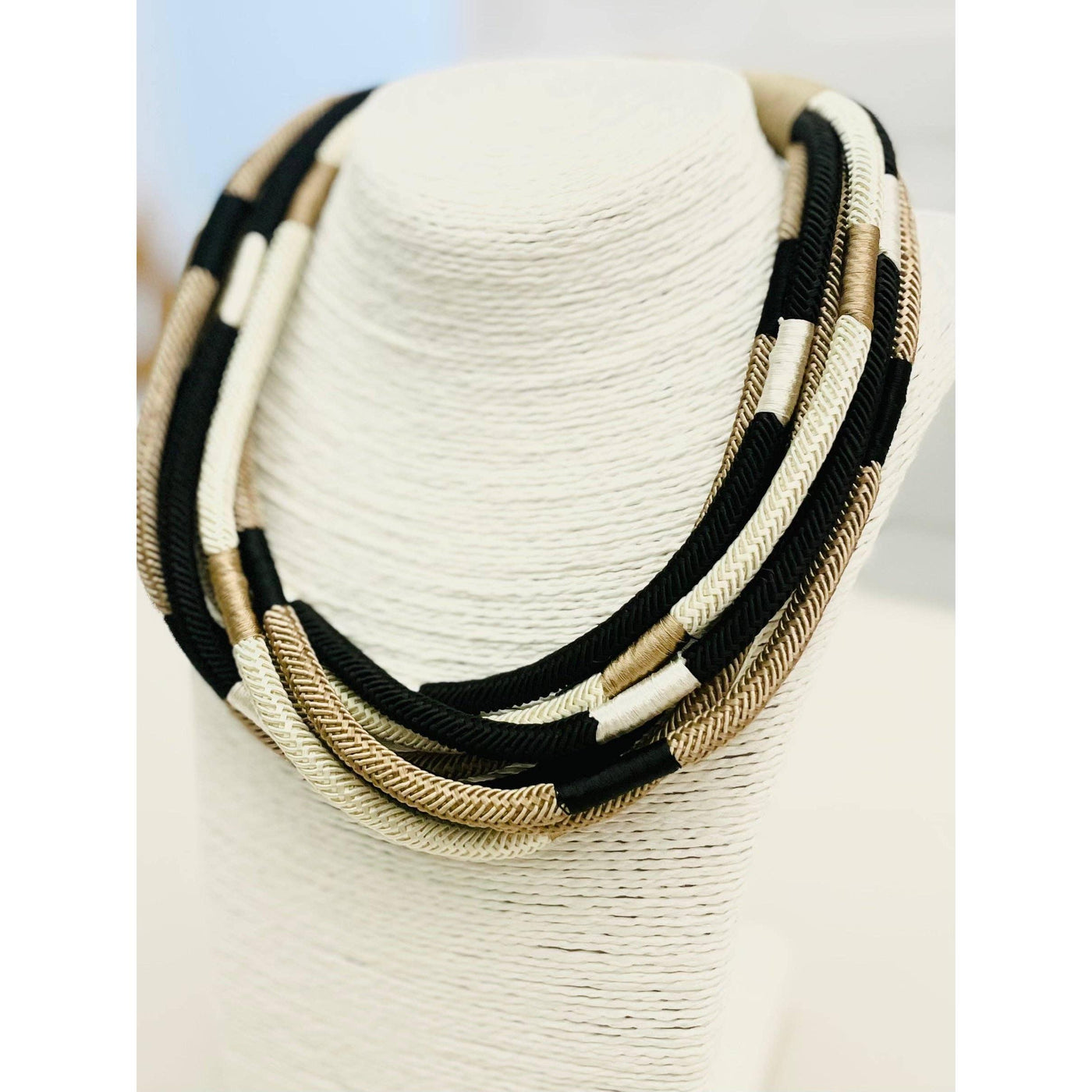 242 South Slub 8-strand - Black Multi