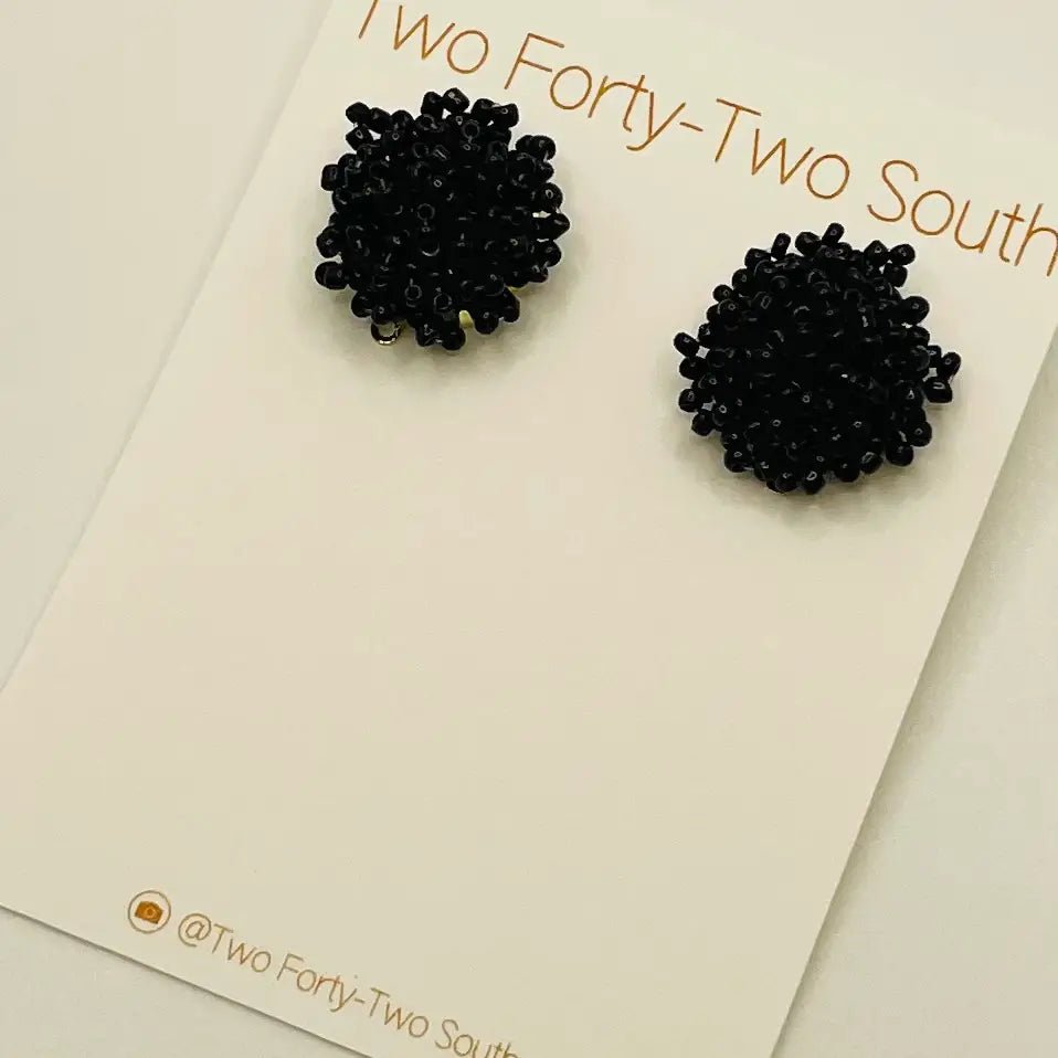 PomPom Stud Earring Black